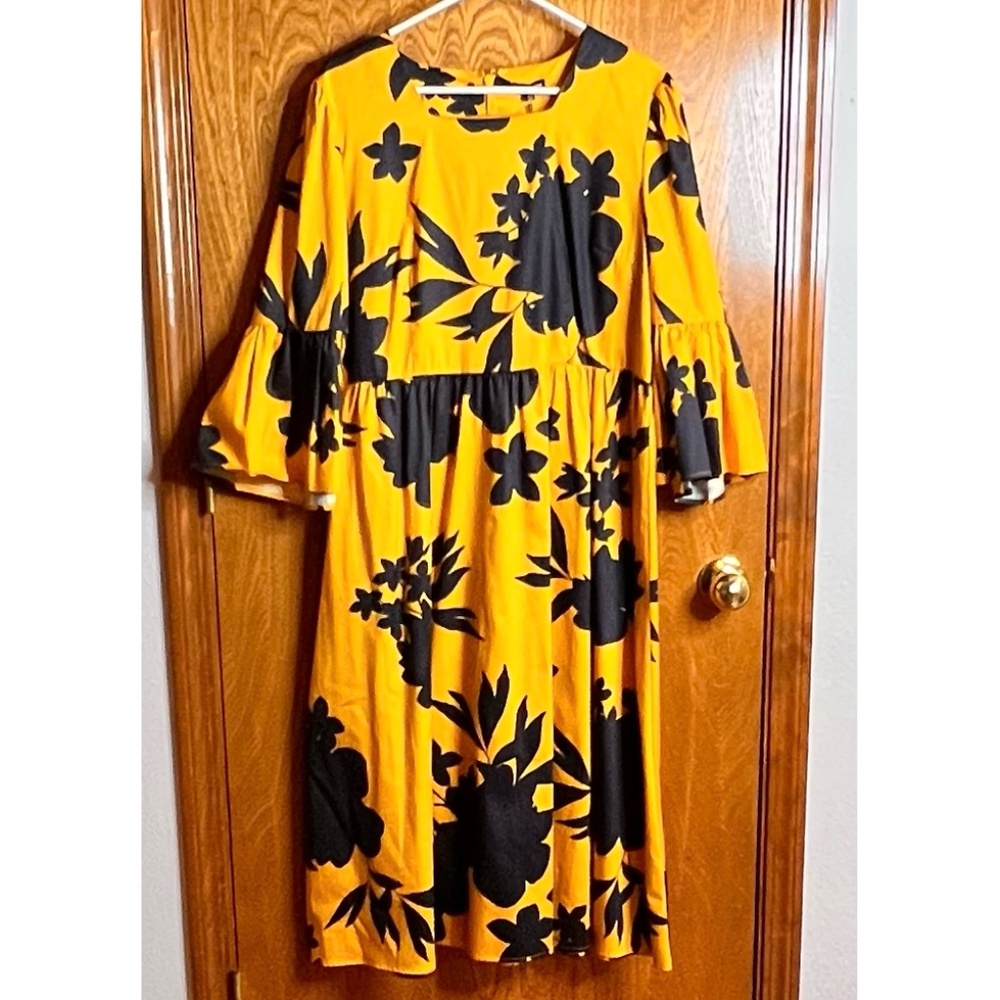 Yellow and Black Floral Dress XL